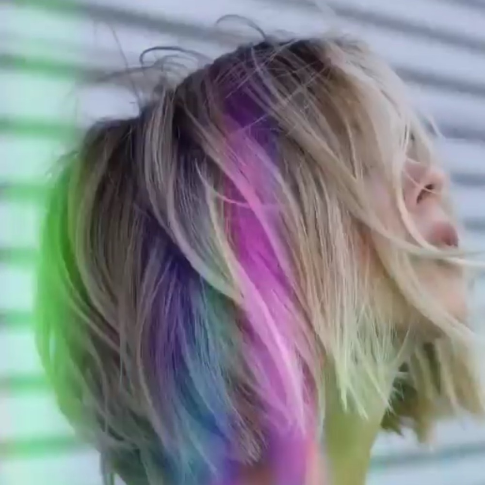 Meet your Posher, Angela